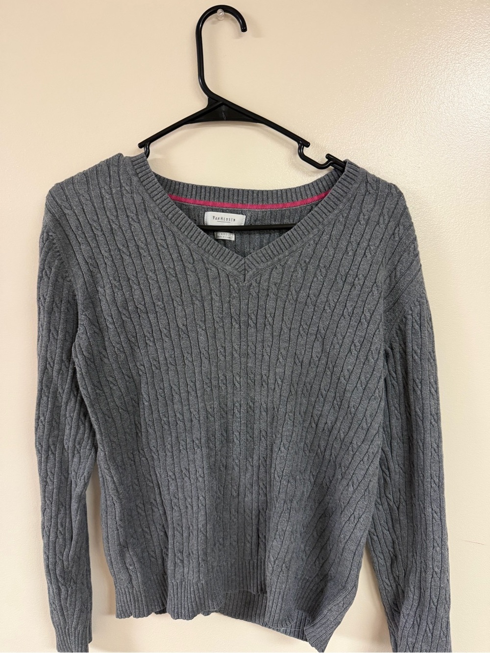 Van Heusen Gray Cable-Knit V-Neck Sweater